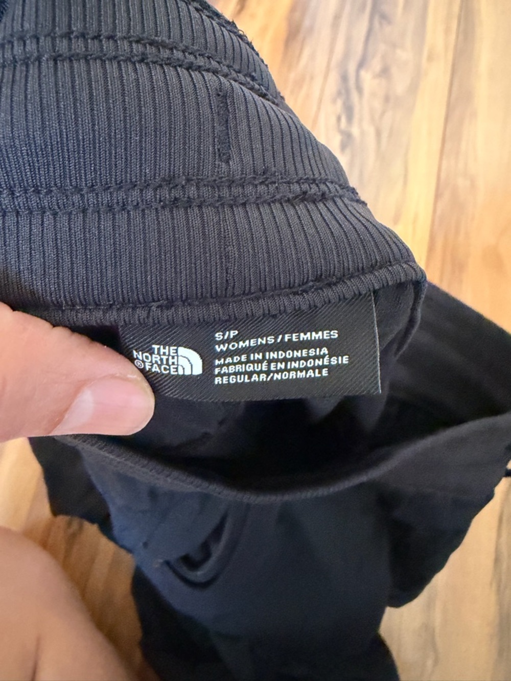 The North Face Womens Aphrodite 2.0 Capri - Black - Picture 8 of 12